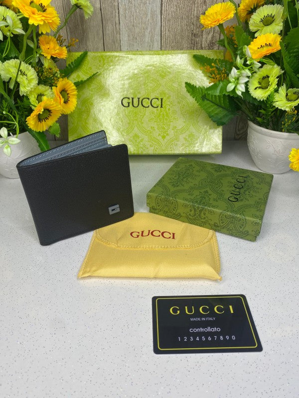 GUCC I WALLET WID OG BOX DUST BAG CARD