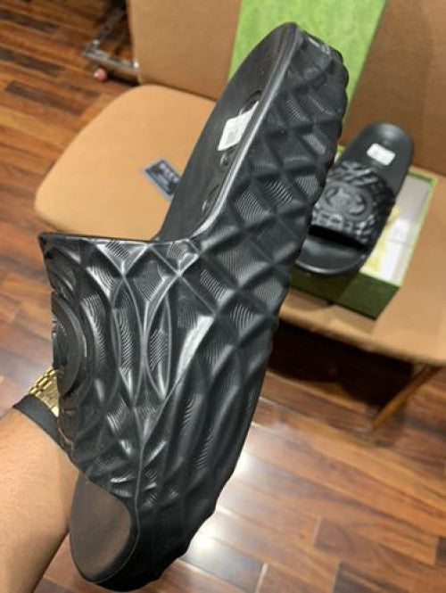 Gucci Interlocking G Black Premium Slide