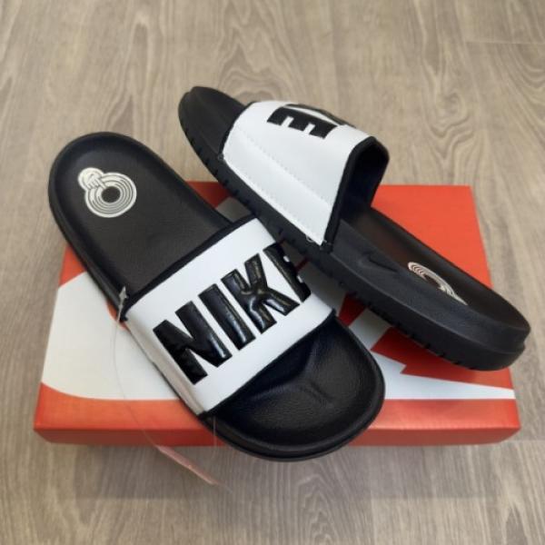 104 Nike offcourt White Black Premium Slides