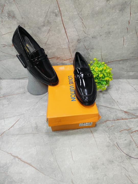 _LOUIS_VUITTON_BROWN-LF59