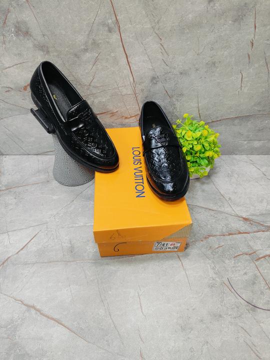 _LOUIS_VUITTON_BLACK-LF64