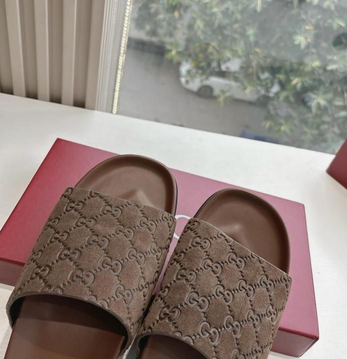 Gucci Gg Suide Leather Premium Slide