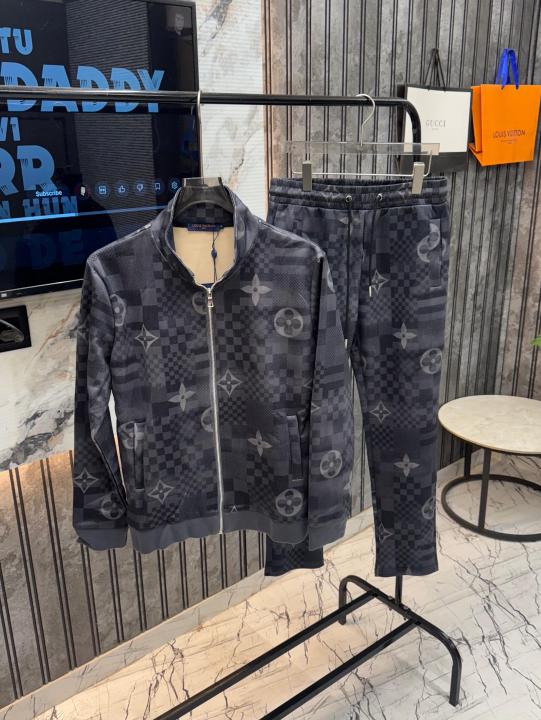 Louis Vuitton 100% Imported Very Premium Full Tracksuit MR181